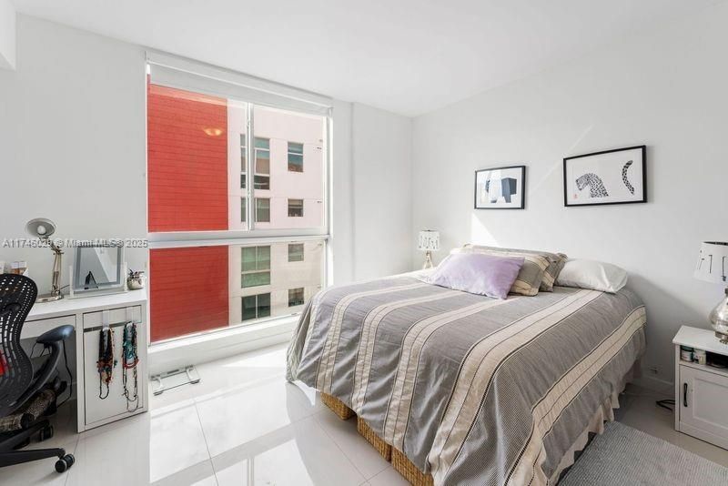 待售: $310,000 (1 贝兹, 1 浴室, 0 平方英尺)