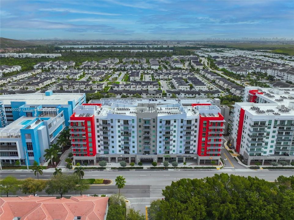 待售: $310,000 (1 贝兹, 1 浴室, 0 平方英尺)