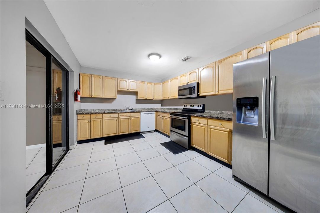 Recently Sold: $849,000 (0 beds, 0 baths, 2819 Square Feet)