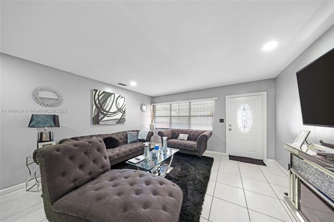 Recently Sold: $849,000 (0 beds, 0 baths, 2819 Square Feet)