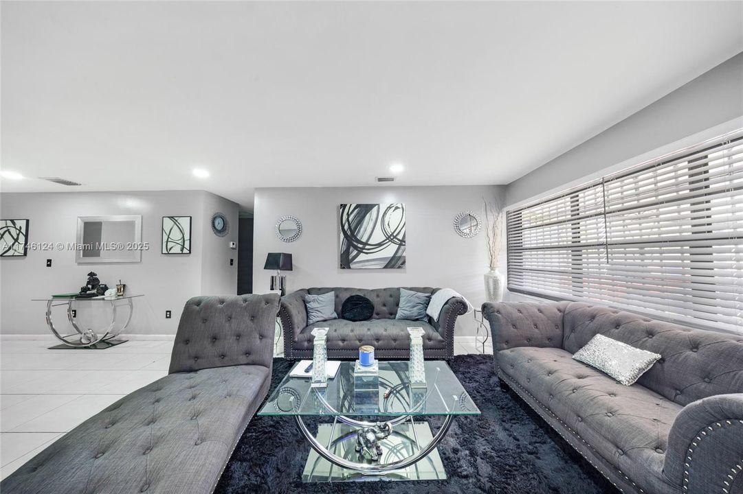 Recently Sold: $849,000 (0 beds, 0 baths, 2819 Square Feet)