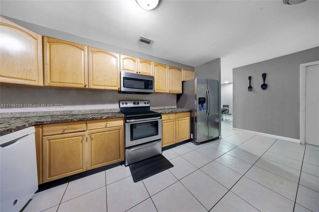 Recently Sold: $849,000 (0 beds, 0 baths, 2819 Square Feet)