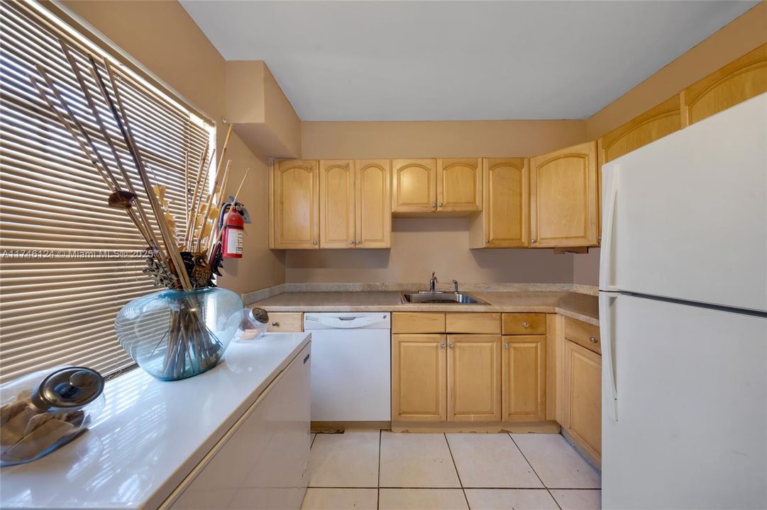 Recently Sold: $849,000 (0 beds, 0 baths, 2819 Square Feet)