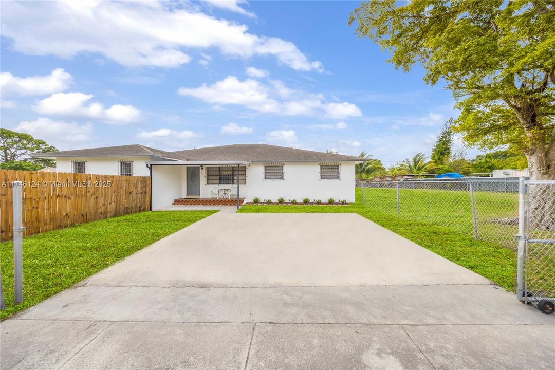 Recently Sold: $849,000 (0 beds, 0 baths, 2819 Square Feet)