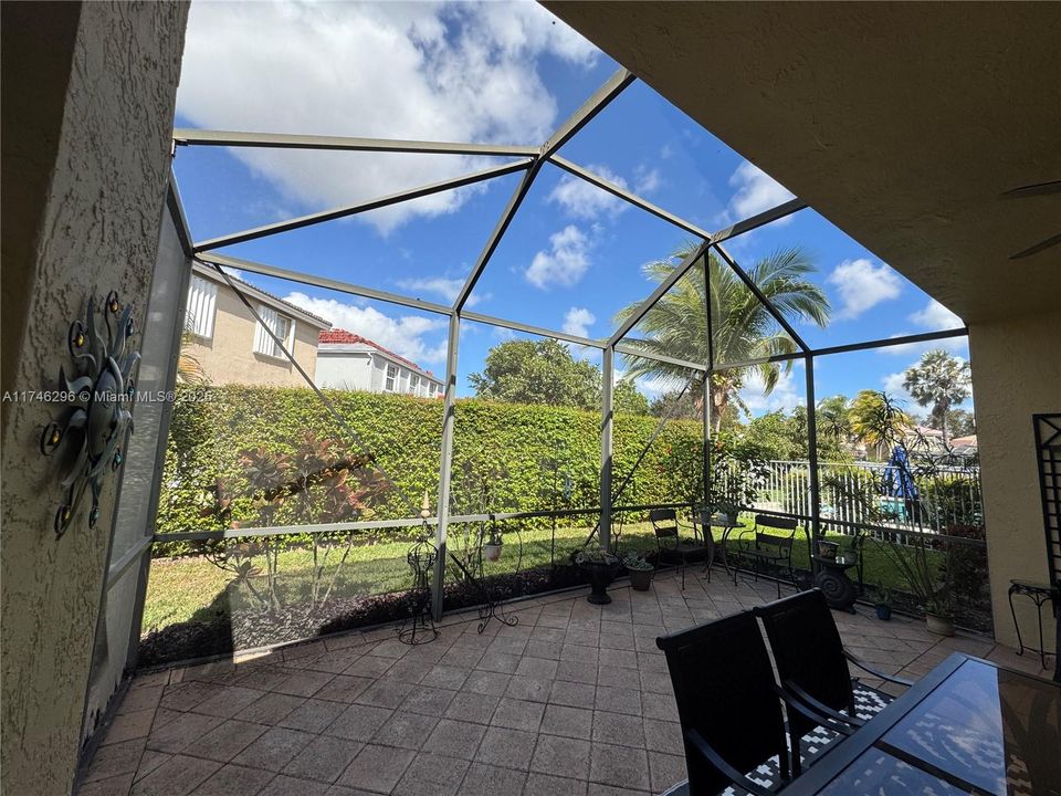 最近租的: $3,300 (3 贝兹, 2 浴室, 1488 平方英尺)