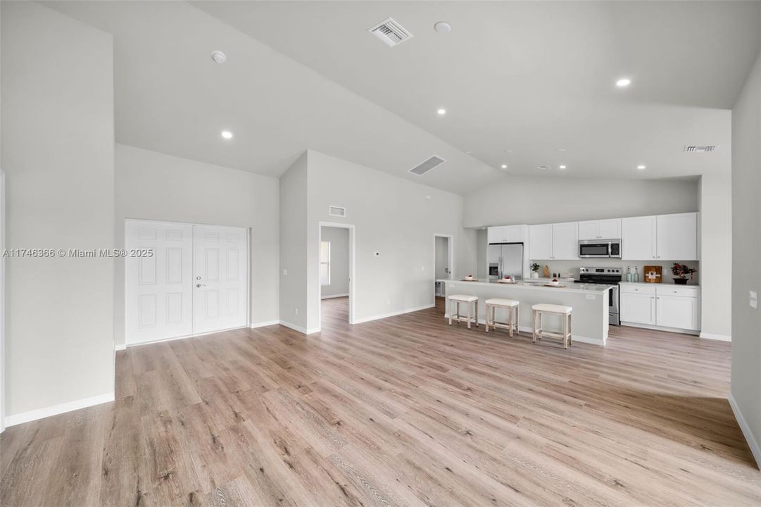 Recently Sold: $349,900 (4 beds, 2 baths, 0 Square Feet)