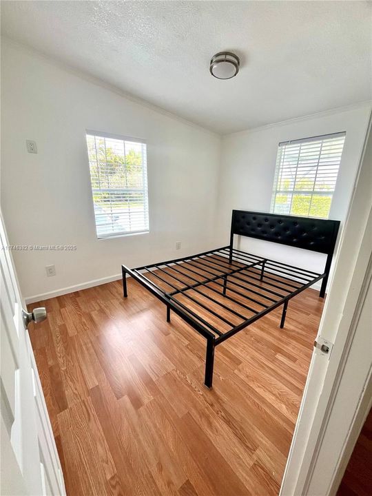 最近租的: $3,100 (4 贝兹, 2 浴室, 1430 平方英尺)