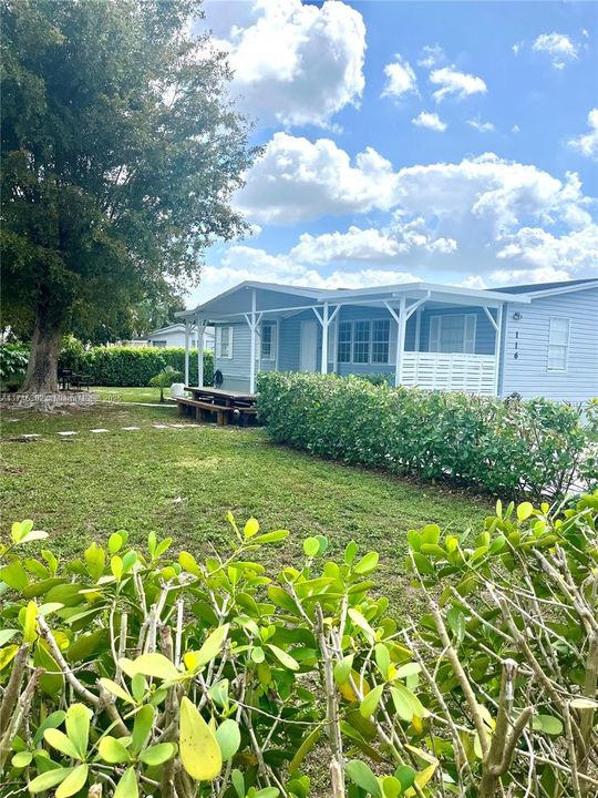 最近租的: $3,100 (4 贝兹, 2 浴室, 1430 平方英尺)