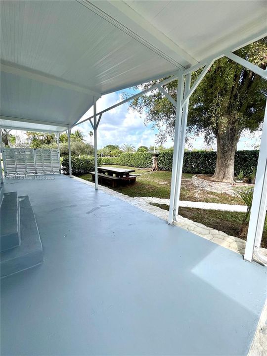 最近租的: $3,100 (4 贝兹, 2 浴室, 1430 平方英尺)