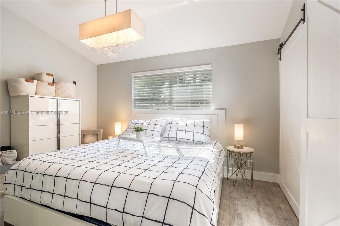 Recientemente alquilado: $2,950 (2 camas, 2 baños, 1056 Pies cuadrados)