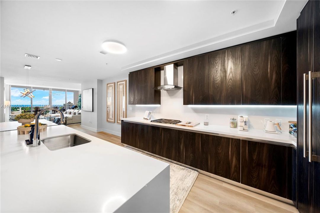 Italian Cabinets, Sub-Zero & Wolf Appliances, Including Gas Cooktop