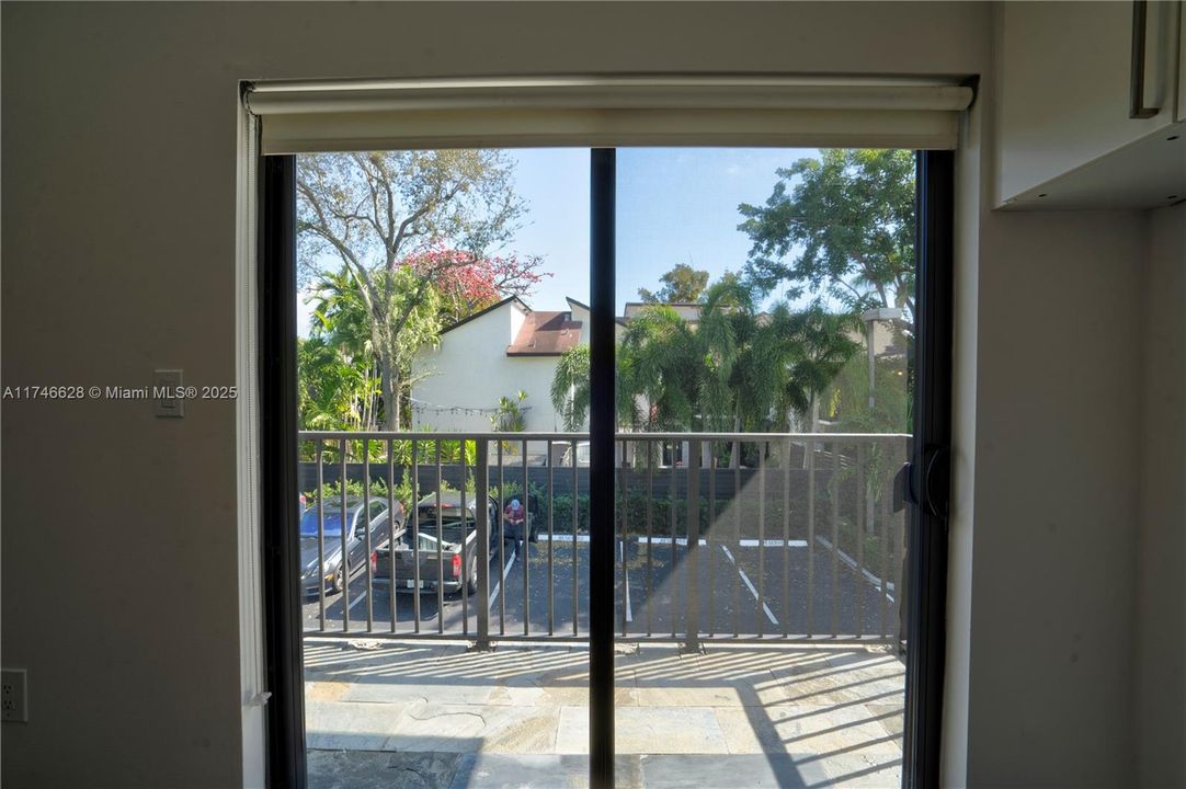 Recientemente alquilado: $4,300 (2 camas, 2 baños, 944 Pies cuadrados)