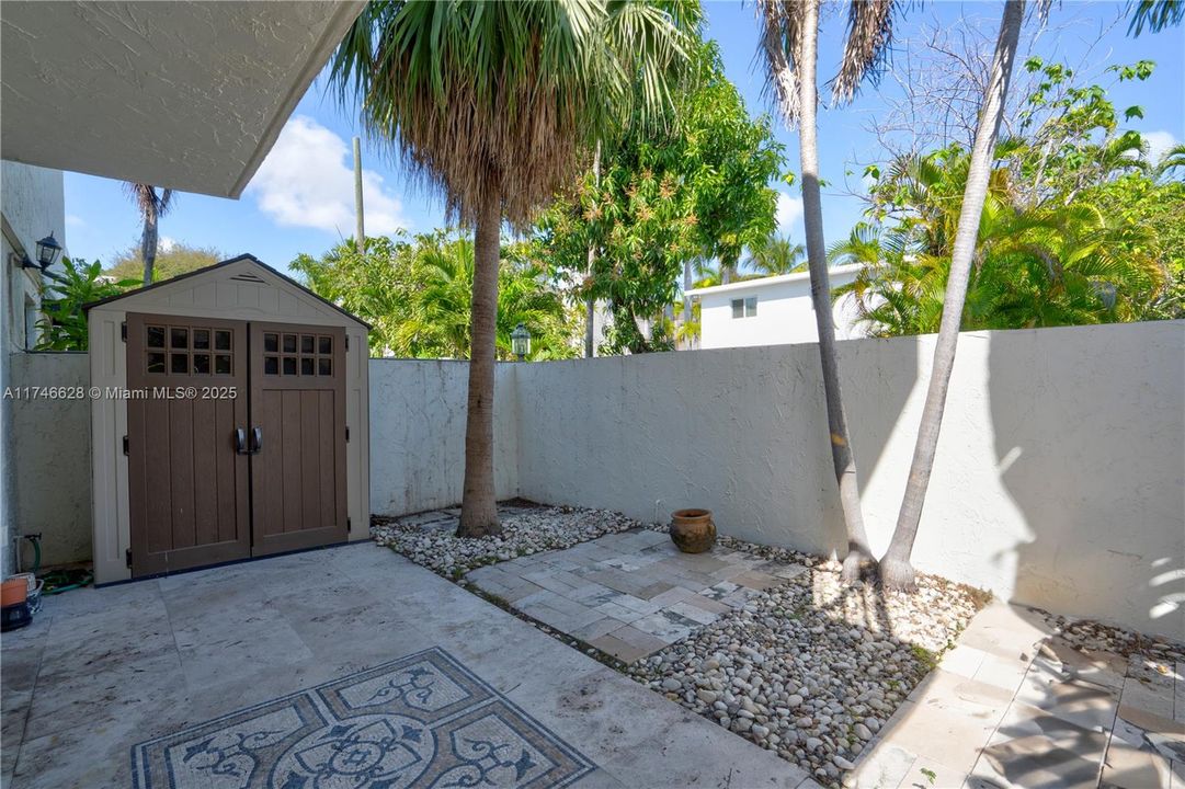 Recientemente alquilado: $4,300 (2 camas, 2 baños, 944 Pies cuadrados)