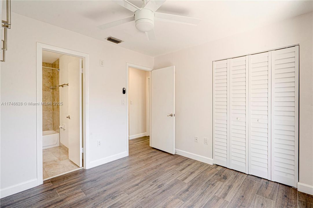 Recientemente alquilado: $4,300 (2 camas, 2 baños, 944 Pies cuadrados)