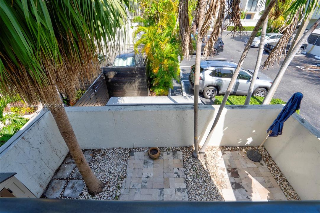 Recientemente alquilado: $4,300 (2 camas, 2 baños, 944 Pies cuadrados)