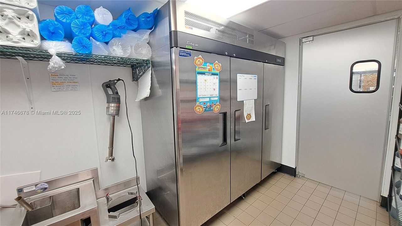 back of house Ice Cream Lighthouse Point