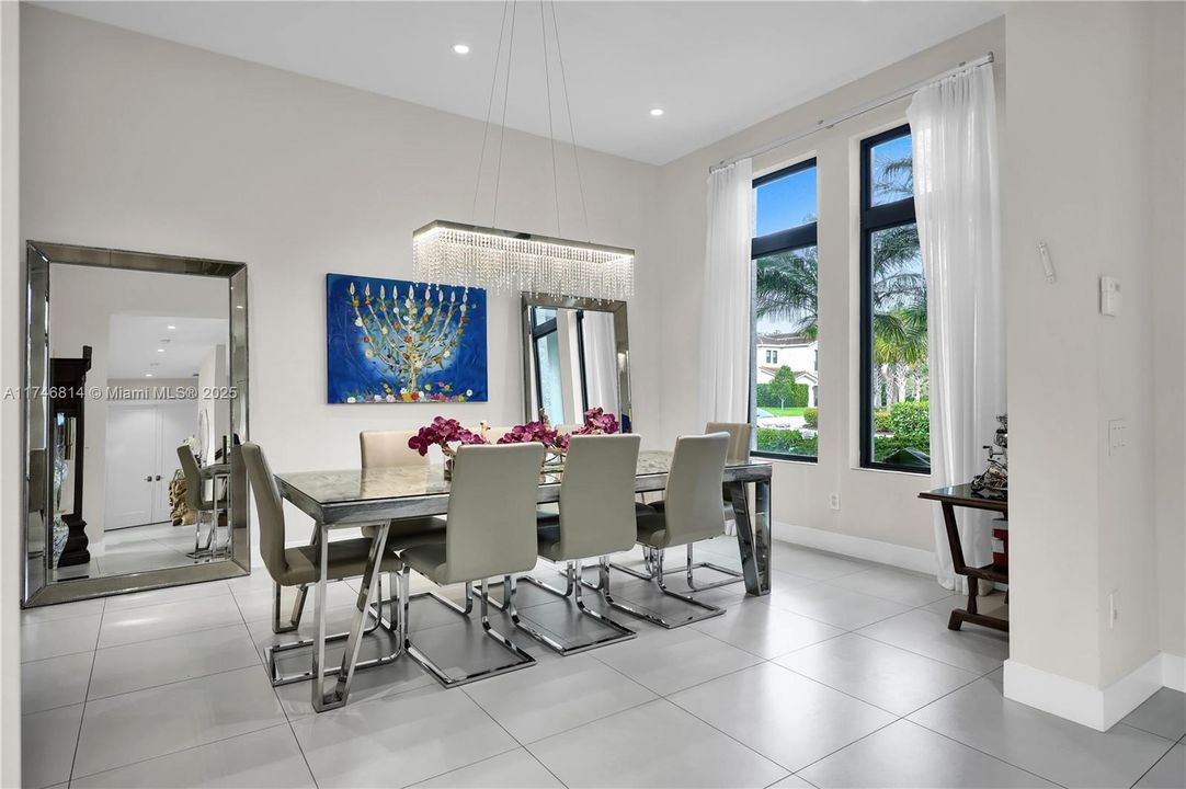 For Sale: $2,099,999 (5 beds, 4 baths, 4051 Square Feet)