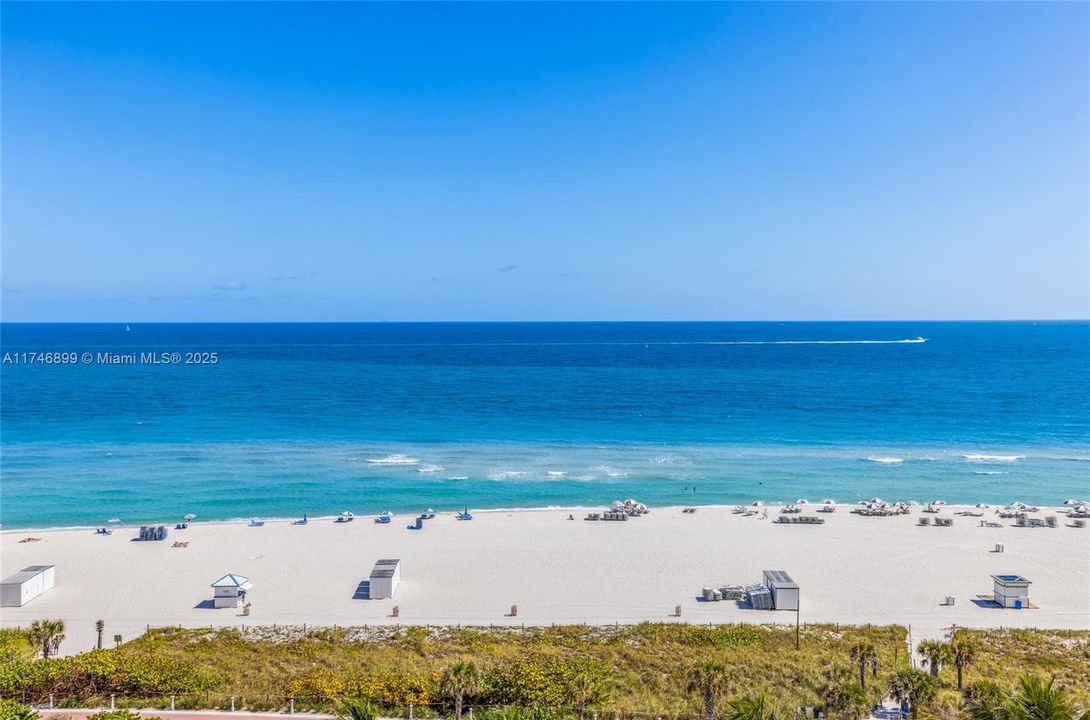 Recently Sold: $5,600,000 (4 beds, 4 baths, 3807 Square Feet)