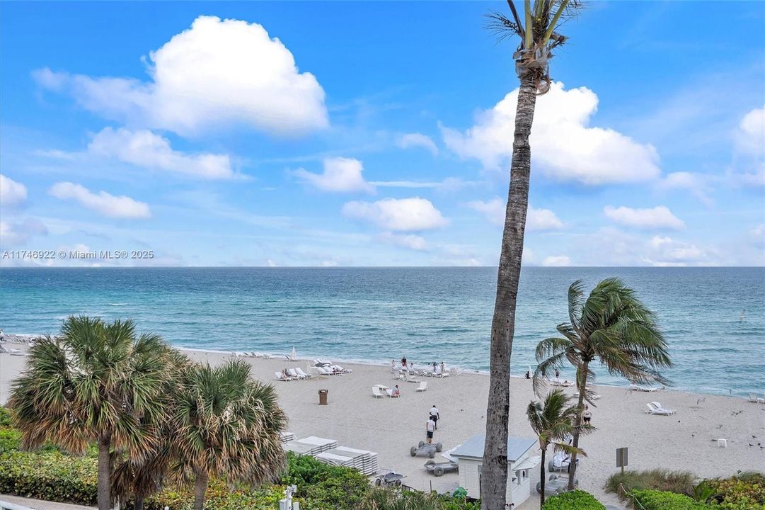 待售: $312,000 (0 贝兹, 1 浴室, 664 平方英尺)