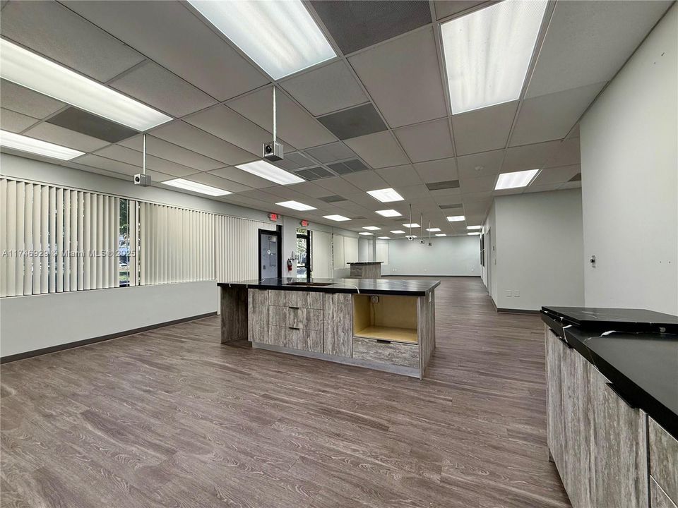 最近租的: $16 (0 贝兹, 0 浴室, 0 平方英尺)