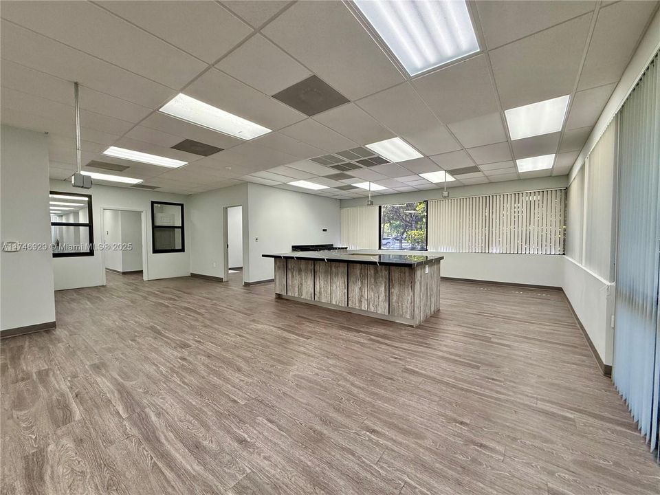 最近租的: $16 (0 贝兹, 0 浴室, 0 平方英尺)