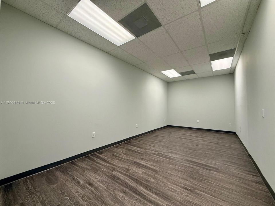 最近租的: $16 (0 贝兹, 0 浴室, 0 平方英尺)