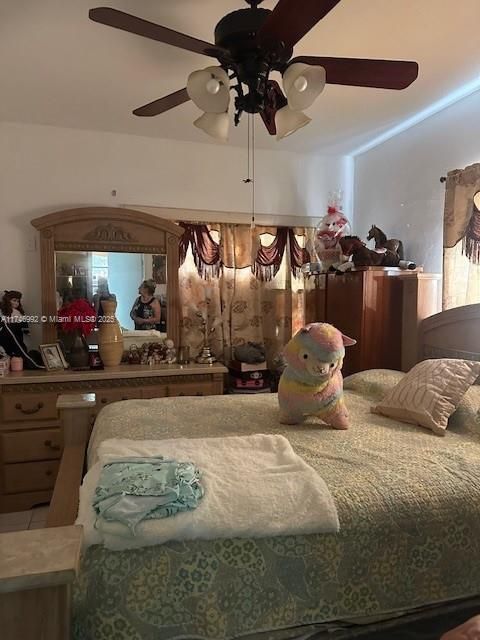 Recently Sold: $525,000 (4 beds, 2 baths, 1650 Square Feet)