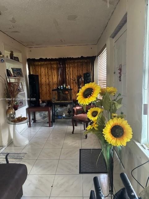 Recently Sold: $525,000 (4 beds, 2 baths, 1650 Square Feet)