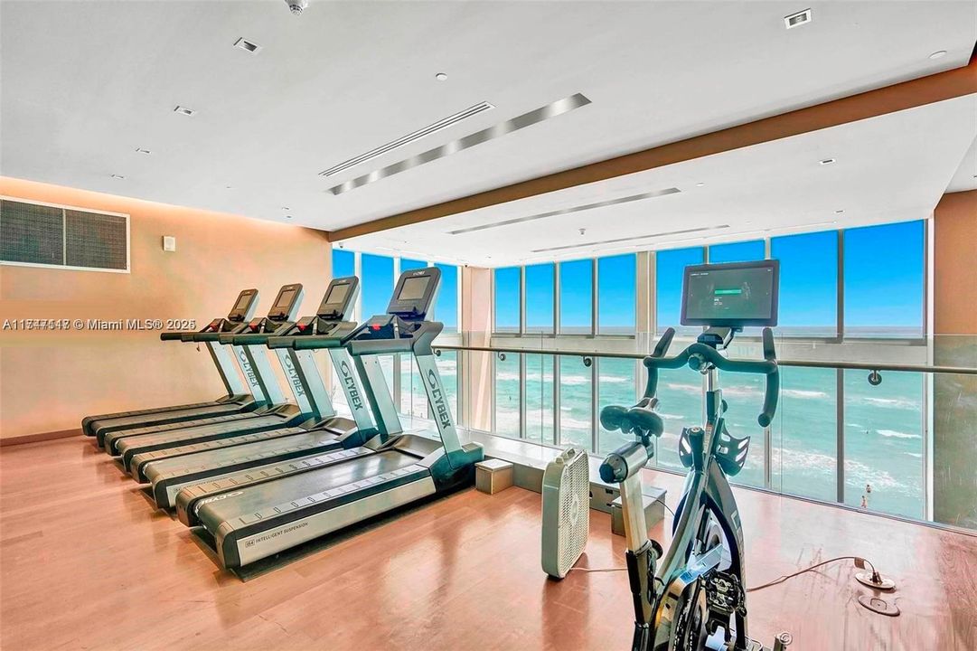 На продажу: $1,020,000 (3 спален, 3 ванн, 1571 Квадратных фут)