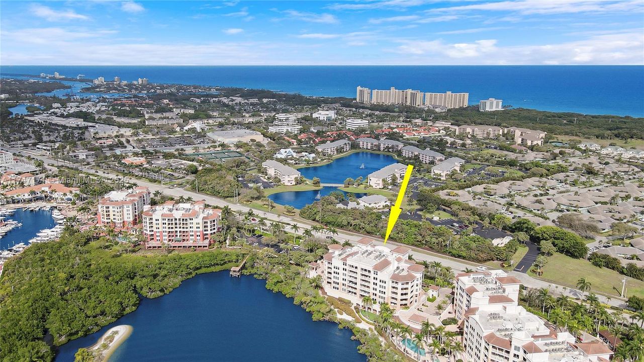 Recently Sold: $2,450,000 (3 beds, 3 baths, 2419 Square Feet)