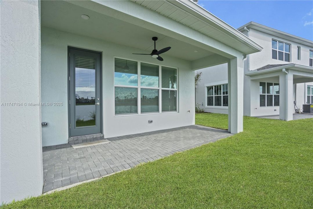 Recently Rented: $3,100 (3 beds, 2 baths, 2049 Square Feet)