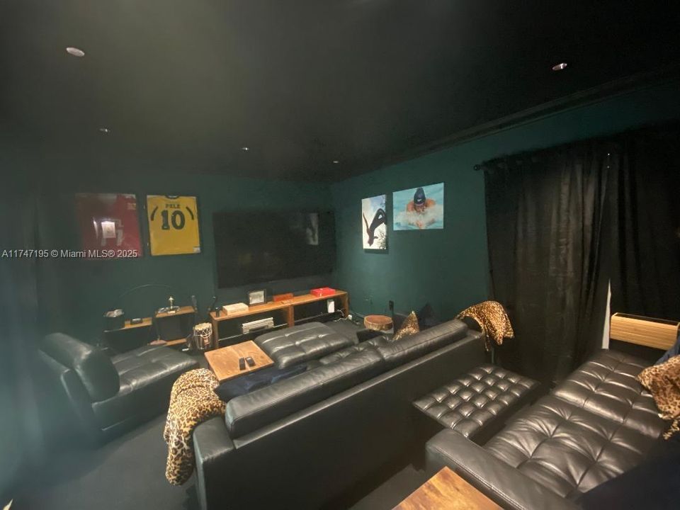 待售: $2,798,000 (5 贝兹, 3 浴室, 3275 平方英尺)