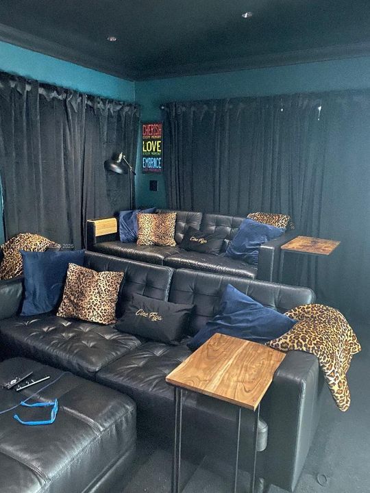 待售: $2,798,000 (5 贝兹, 3 浴室, 3275 平方英尺)