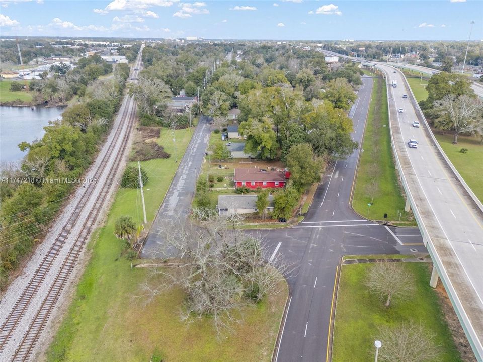 Recently Sold: $125,000 (2 beds, 1 baths, 1134 Square Feet)