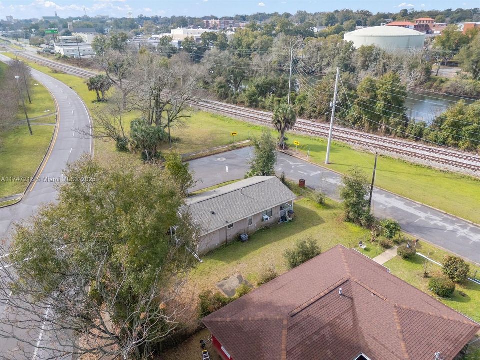 Recently Sold: $125,000 (2 beds, 1 baths, 1134 Square Feet)