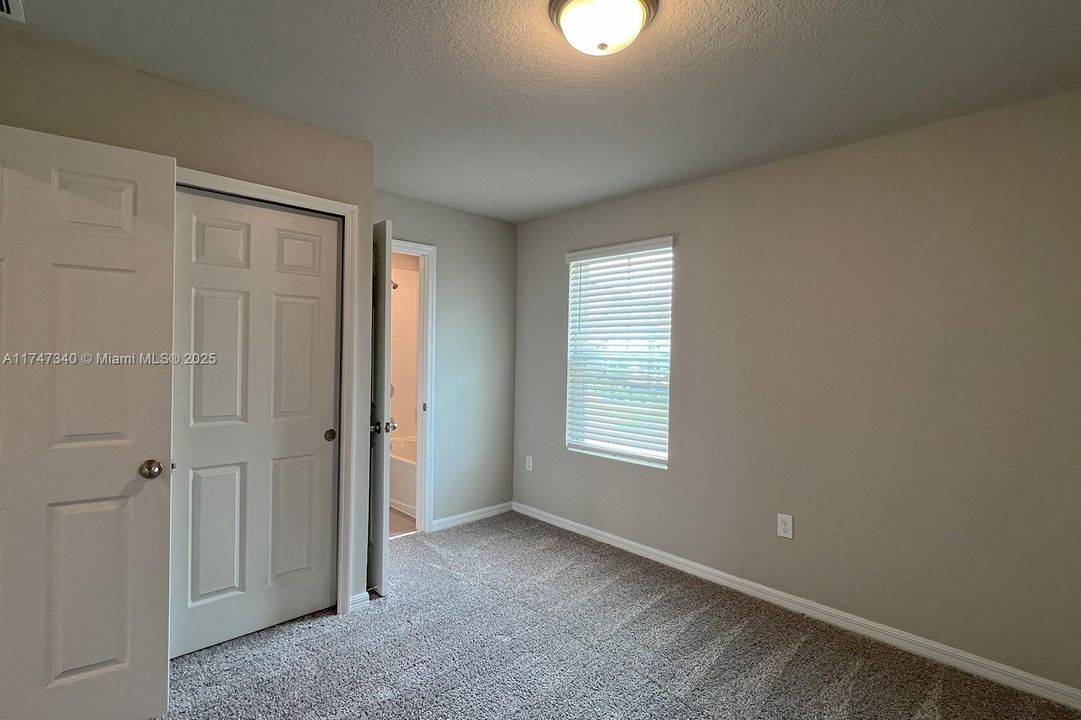 Recently Rented: $2,100 (3 beds, 2 baths, 0 Square Feet)