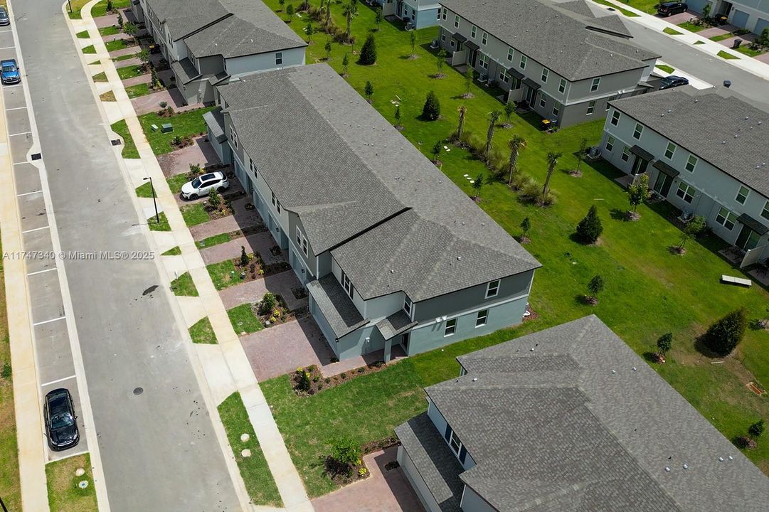 Recently Rented: $2,100 (3 beds, 2 baths, 0 Square Feet)