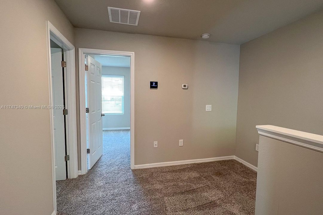 Recently Rented: $2,100 (3 beds, 2 baths, 0 Square Feet)