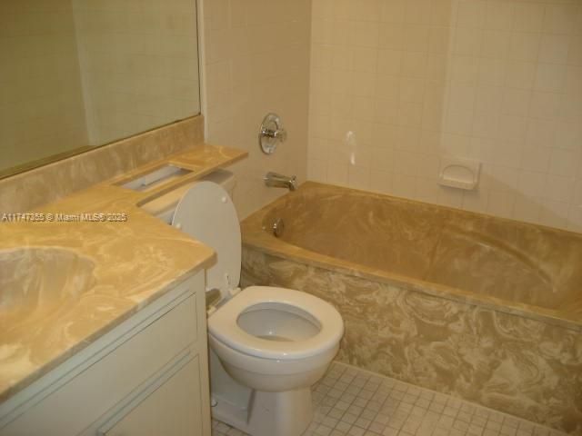 Recently Rented: $3,300 (3 beds, 2 baths, 1340 Square Feet)