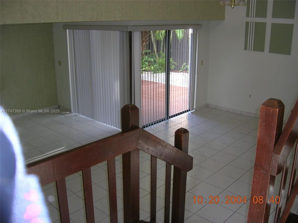 Recently Rented: $3,300 (3 beds, 2 baths, 1340 Square Feet)