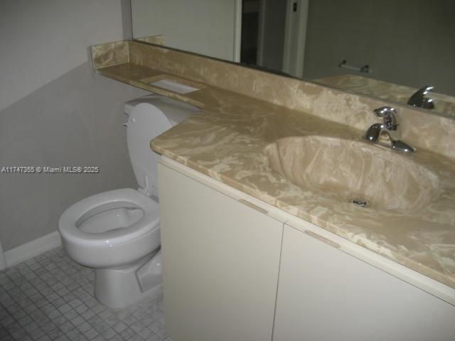 Recently Rented: $3,300 (3 beds, 2 baths, 1340 Square Feet)