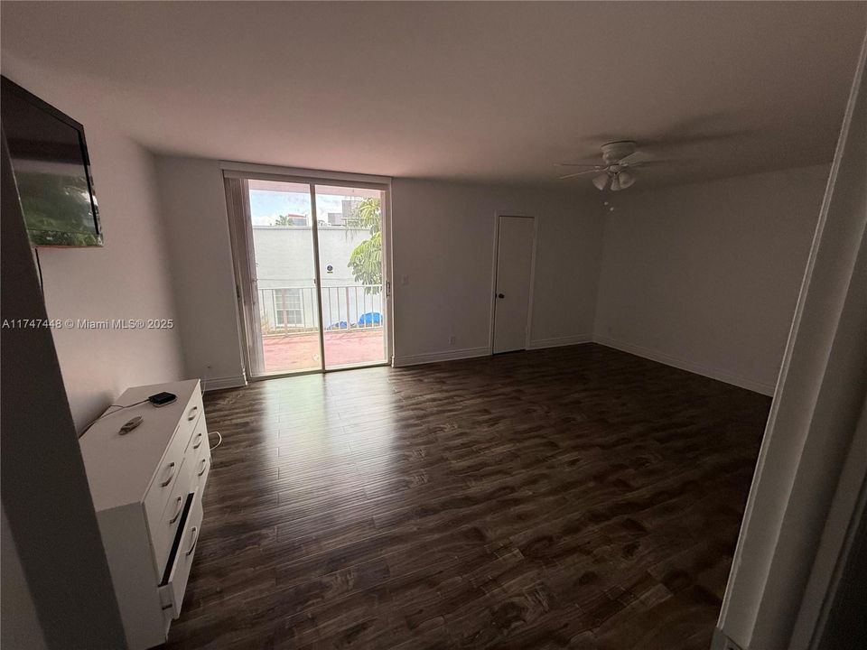 最近租的: $2,945 (2 贝兹, 2 浴室, 1637 平方英尺)