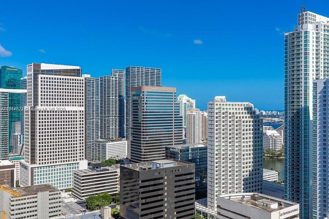 Recently Rented: $8,600 (2 beds, 2 baths, 1356 Square Feet)