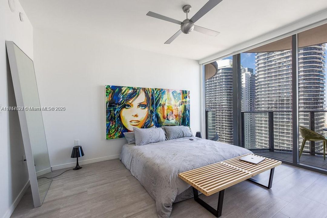 Recently Rented: $8,600 (2 beds, 2 baths, 1356 Square Feet)