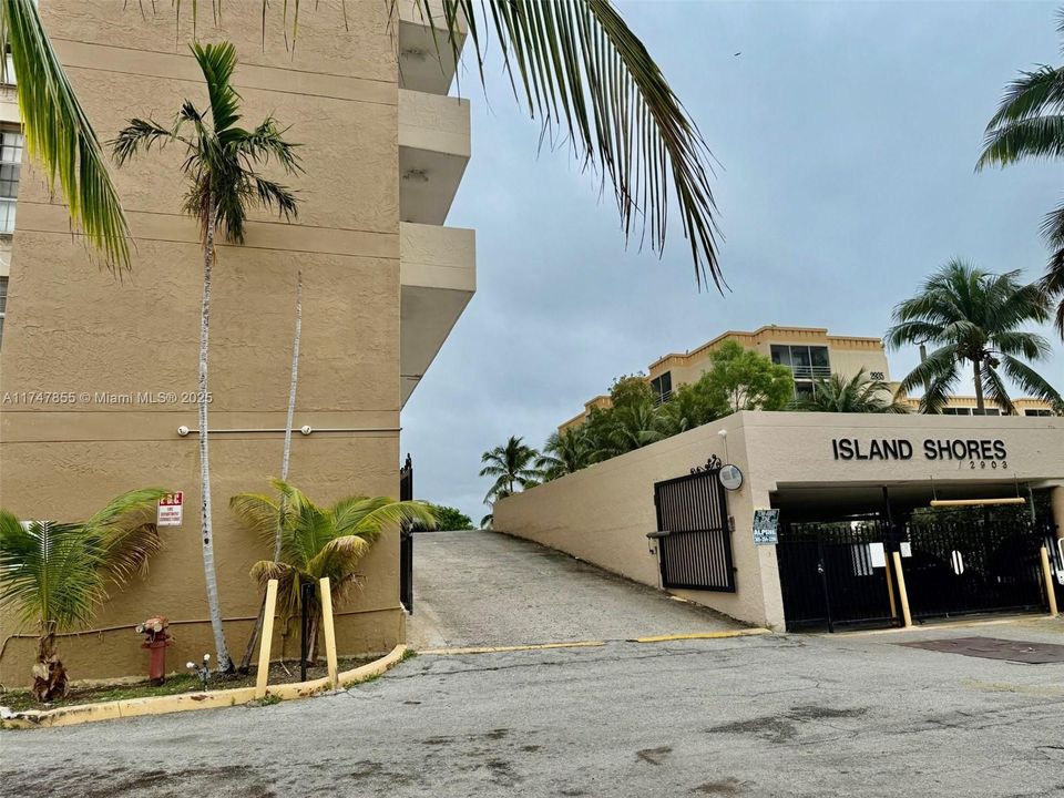 Vendido Recientemente: $182,500 (1 camas, 1 baños, 640 Pies cuadrados)