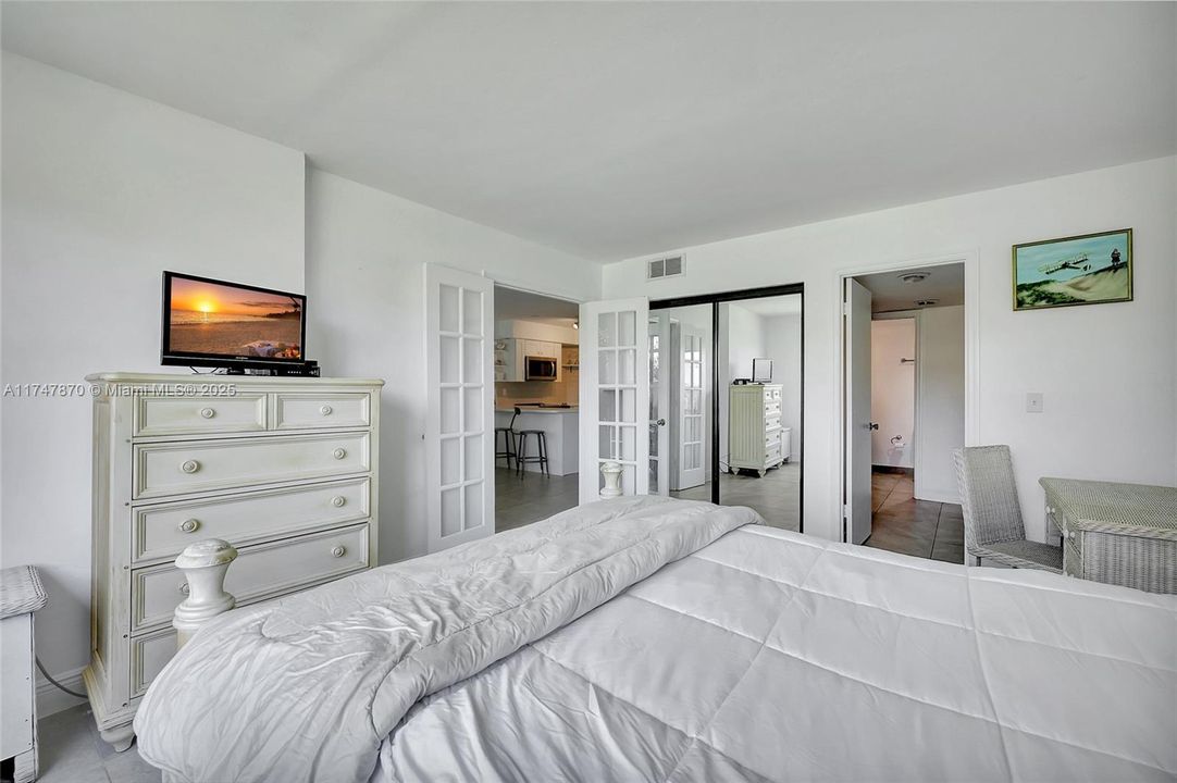 Недавно продано: $200,000 (1 спален, 1 ванн, 678 Квадратных фут)