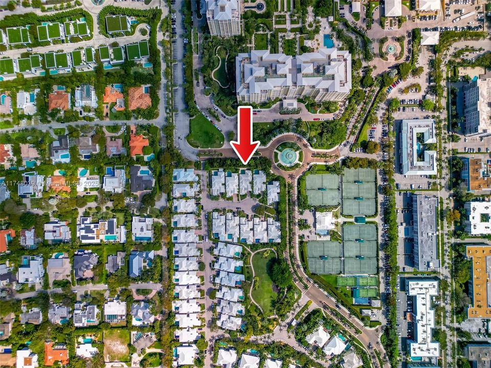 For Sale: $4,290,000 (5 beds, 7 baths, 4007 Square Feet)