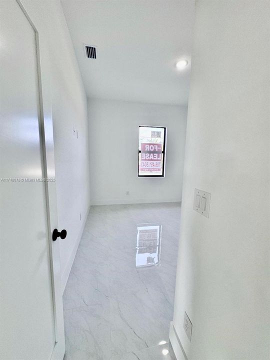 Недавно арендовано: $2,400 (3 спален, 2 ванн, 1630 Квадратных фут)