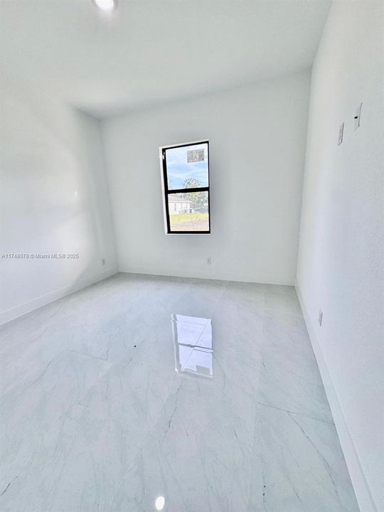 Недавно арендовано: $2,400 (3 спален, 2 ванн, 1630 Квадратных фут)