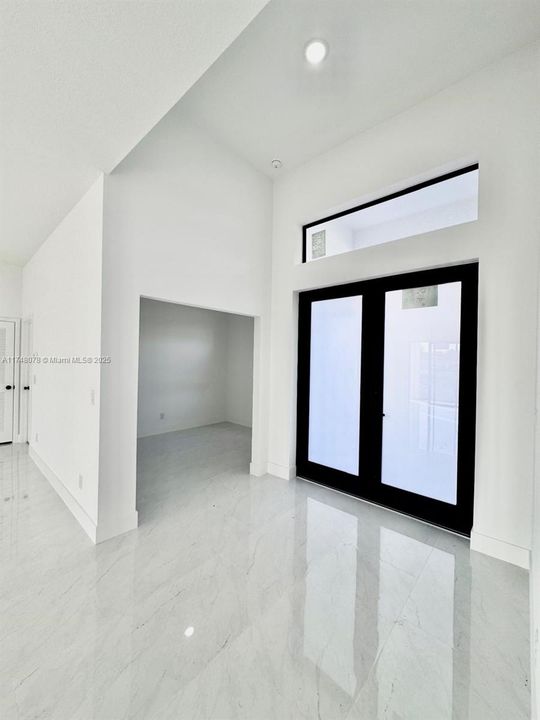 Недавно арендовано: $2,400 (3 спален, 2 ванн, 1630 Квадратных фут)